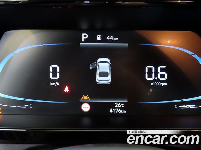 Hyundai AVANTE 2026 — photo 8