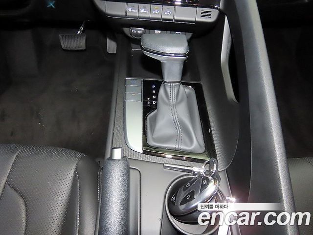 Hyundai AVANTE 2026 — photo 9