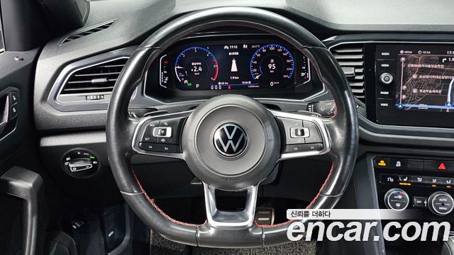 Volkswagen T-Roc 2021 — photo 13