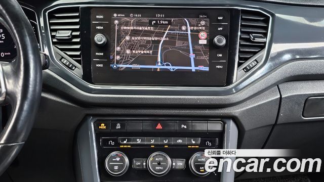 Volkswagen T-Roc 2021 — photo 14