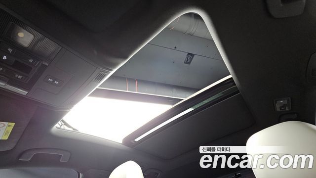 Volkswagen T-Roc 2021 — photo 18
