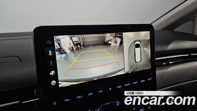 Hyundai Staria 2025 — photo 15