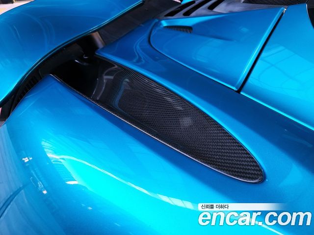 Mclaren 720S 2019 — photo 17