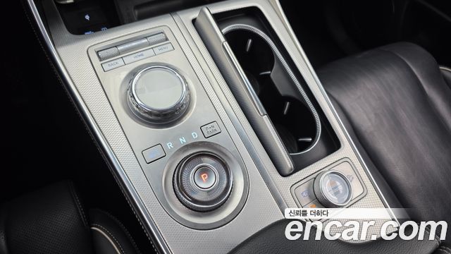 Genesis GV80 2023 — photo 9