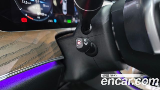 Mercedes-Benz E-Class 2021 — photo 26