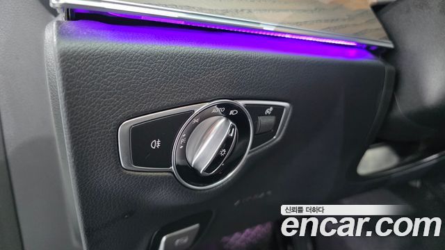 Mercedes-Benz E-Class 2021 — photo 27