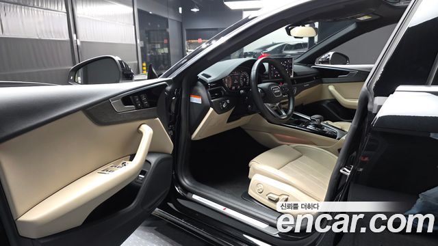 Audi A5 2023 — photo 13