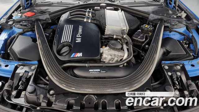 BMW M4 2018 — photo 6