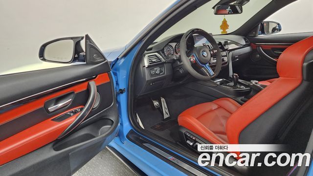 BMW M4 2018 — photo 10