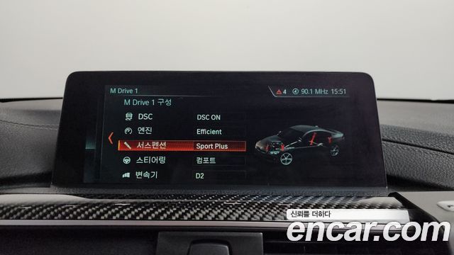 BMW M4 2018 — photo 19