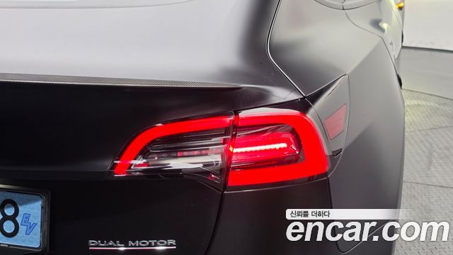 Tesla Model 3 2021 — photo 9