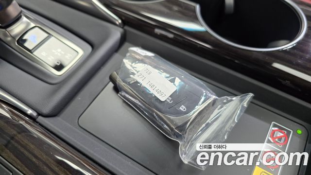 Lexus LX 2026 — photo 19