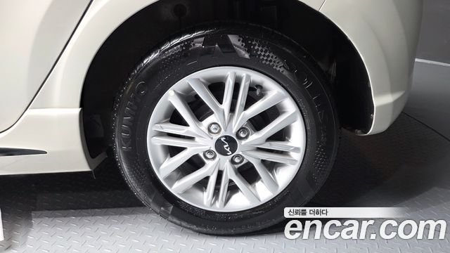 Kia morning 2023 — photo 7