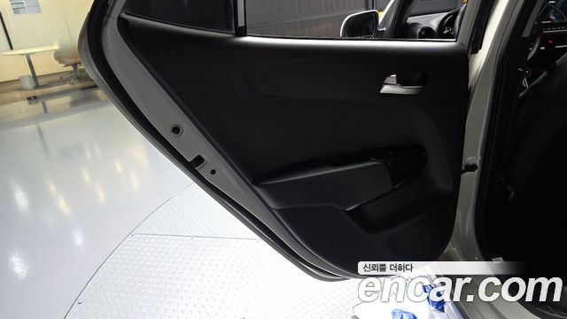 Kia morning 2023 — photo 15