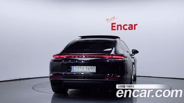 Porsche Panamera 2021 — photo 4