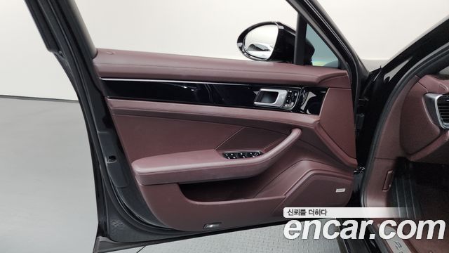 Porsche Panamera 2021 — photo 14