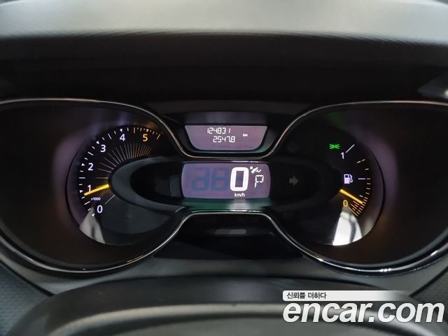 Renault Korea QM3 2015 — photo 9