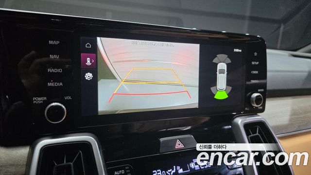Kia Sorento 2023 — photo 16
