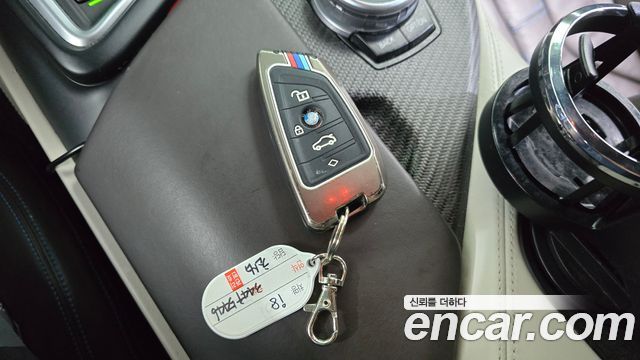 BMW i8 2016 — photo 25
