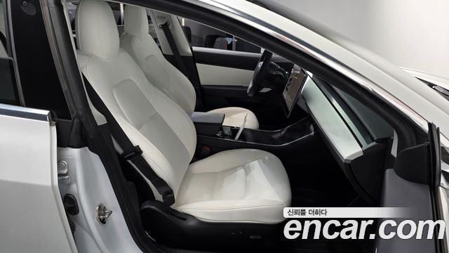 Tesla Model 3 2020 — photo 16