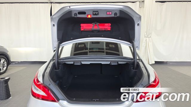 Mercedes-Benz CLS-Class 2017 — photo 20