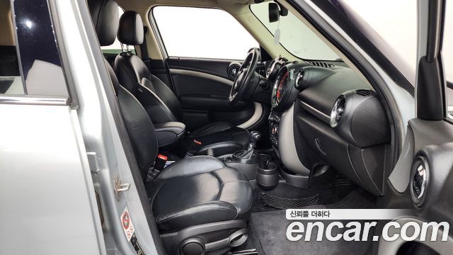 Mini Countryman 2015 — photo 11