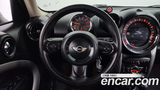 Mini Countryman 2015 — photo 13