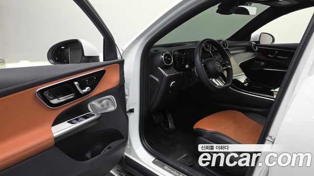 Mercedes-Benz GLC-Class 2024 — photo 13