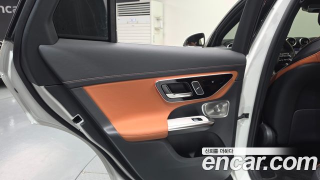 Mercedes-Benz GLC-Class 2024 — photo 15