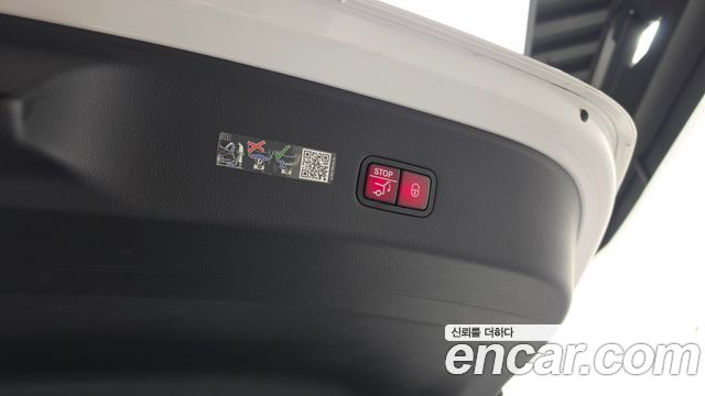 Mercedes-Benz GLC-Class 2024 — photo 30