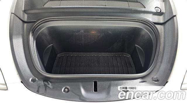 Tesla Model Y 2022 — photo 6
