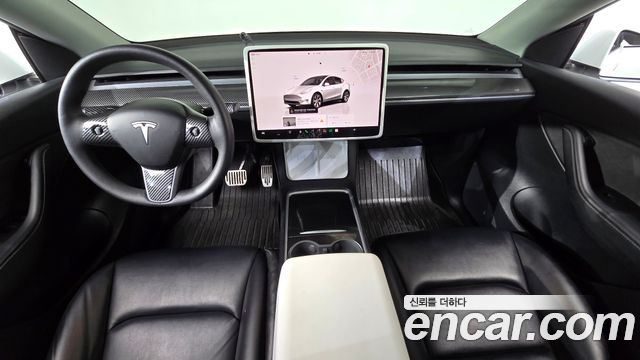 Tesla Model Y 2022 — photo 10