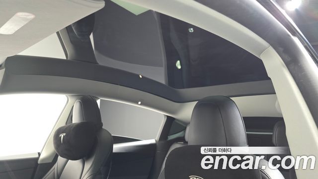 Tesla Model Y 2022 — photo 22