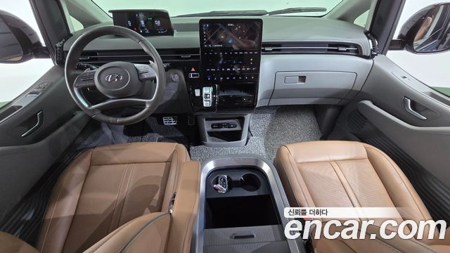 Hyundai Staria 2023 — photo 10