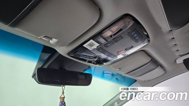 Hyundai Staria 2023 — photo 25