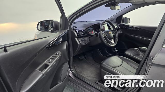 Chevrolet Korea Spark 2016 — photo 13