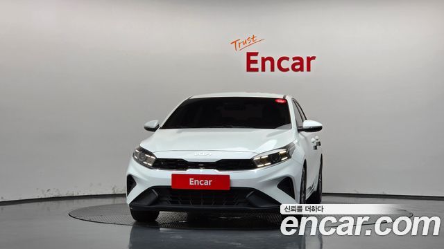 Kia K3 2024 — photo 3