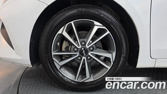 Kia K3 2024 — photo 5