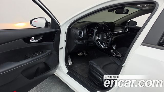 Kia K3 2024 — photo 13