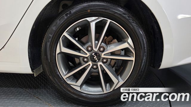 Kia K3 2024 — photo 7