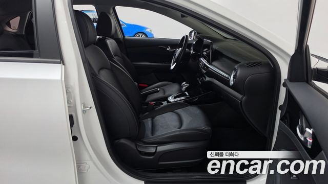 Kia K3 2024 — photo 16
