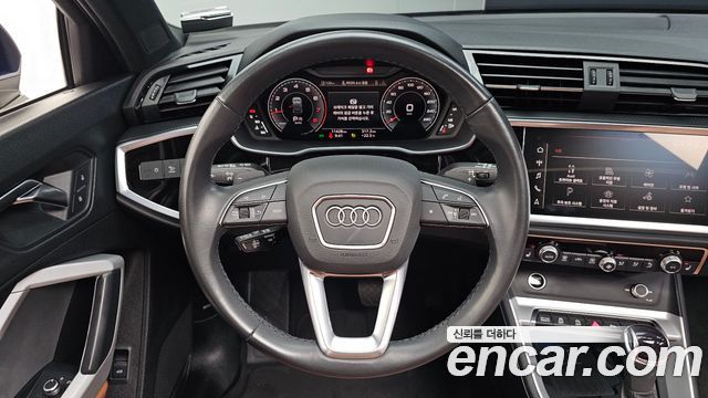 Audi Q3 2024 — photo 19