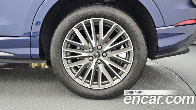 Audi Q3 2024 — photo 7