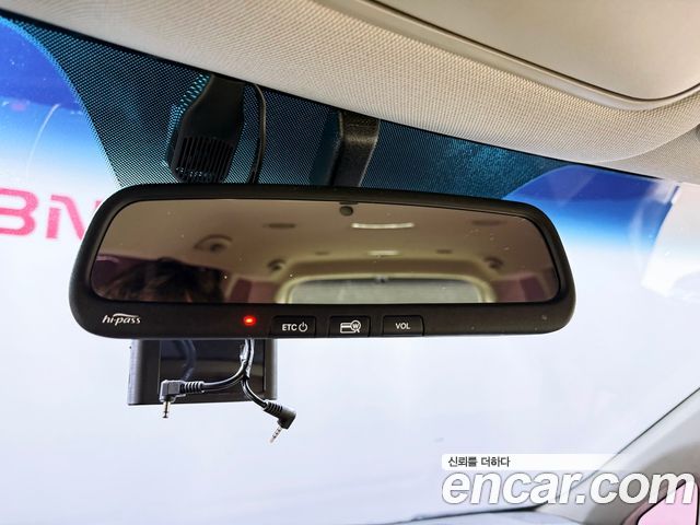 Kia Canival 2016 — photo 16