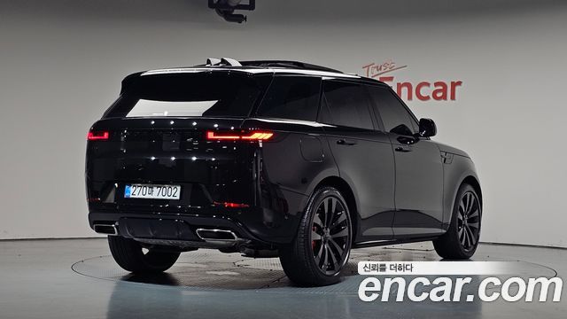 Land Rover Range Rover Sport 2026 — photo 2