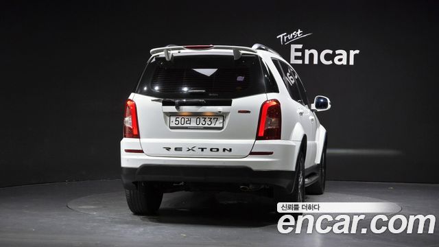 KG Mobility Rexton 2016 — photo 4
