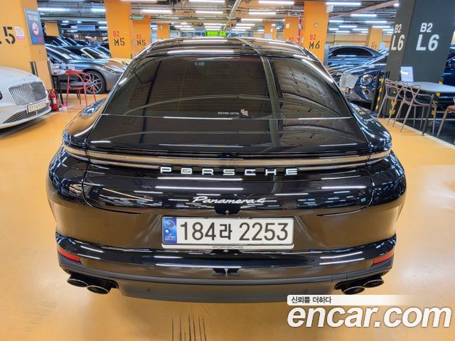 Porsche Panamera 2025 — photo 4
