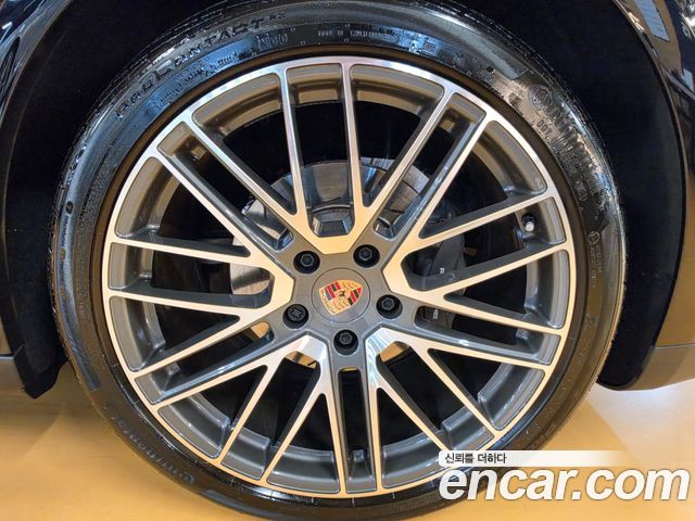 Porsche Panamera 2025 — photo 5