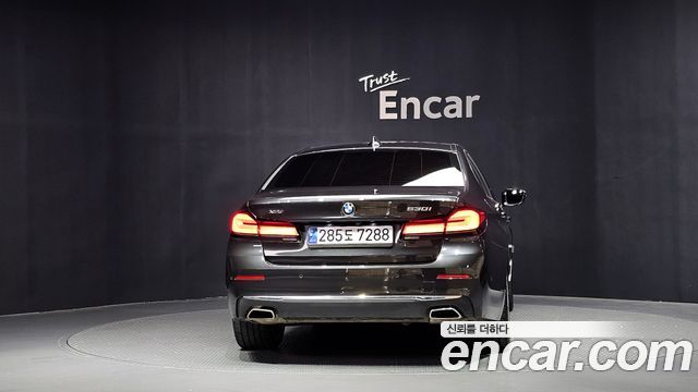 BMW 5-Series 2023 — photo 4