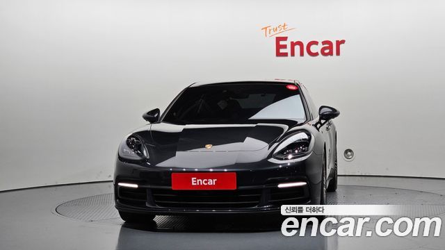 Porsche Panamera 2018 — photo 3